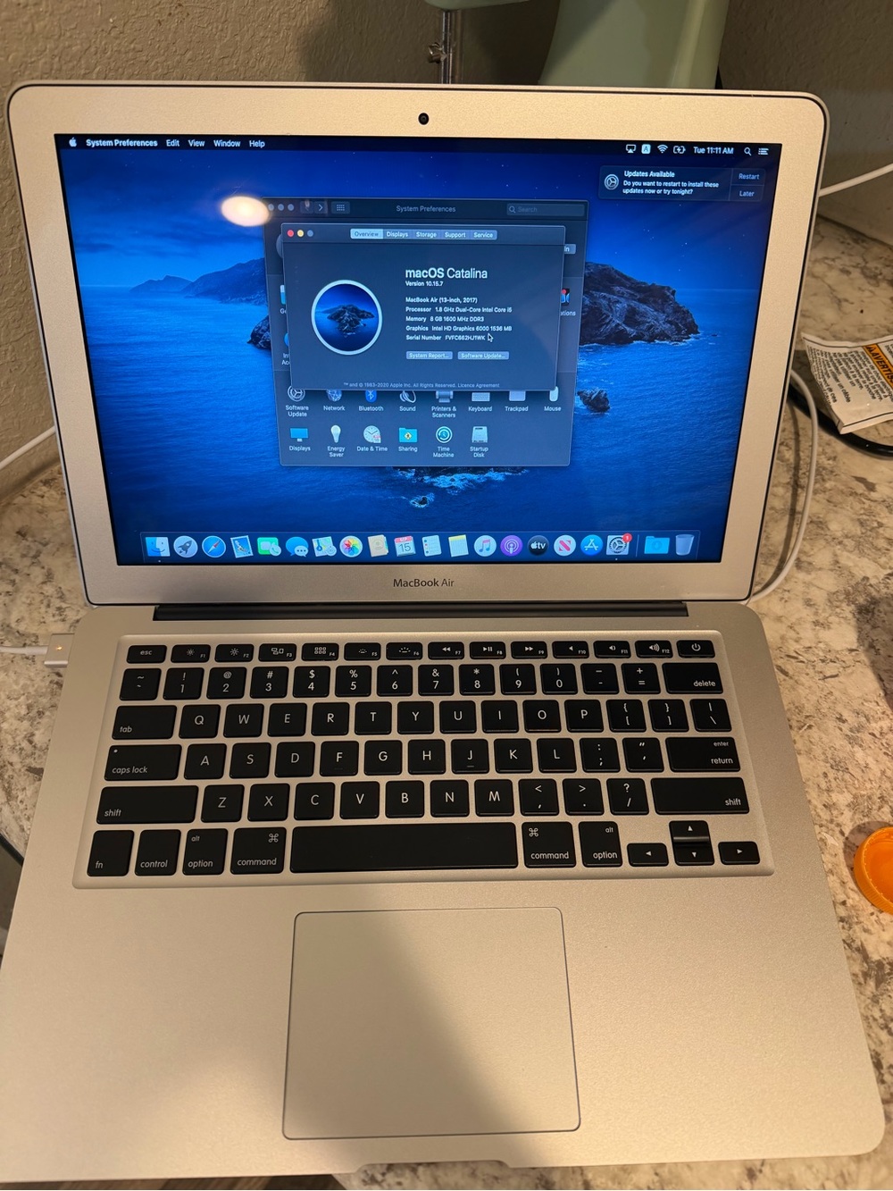 Apple MacBook Air Silver with Black Keyboard - 13-inch Display